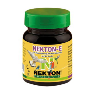Vitamin E compound for breeding for birds and reptiles